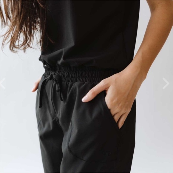 ALBION black jumpsuit - Picture 5 of 14